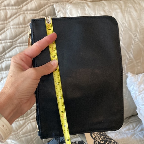 Tory Burch tote- Gorgeous! - Picture 6 of 11